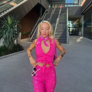 Entire Sugarthrillz Barbie outfit!